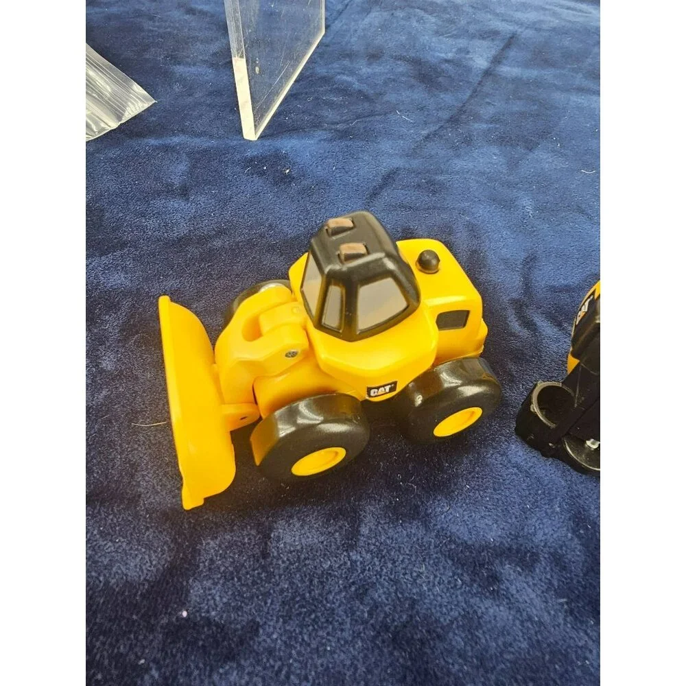 4x Caterpillar CAT Mini Machine Construction Truck 2” Yellow‎ Black Toy Car Set